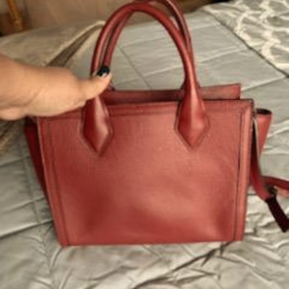 Henri bendel purse